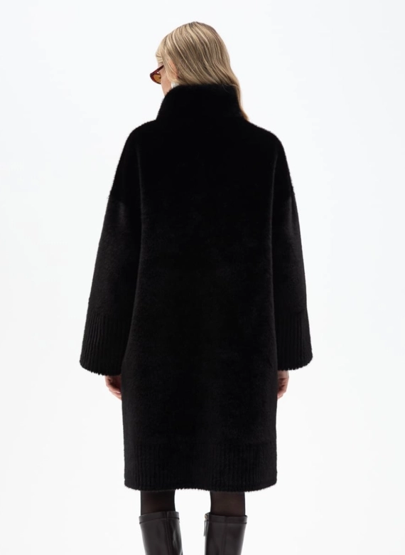 Женская двухсторонняя дубленка из эко кожи с воротником стойкой