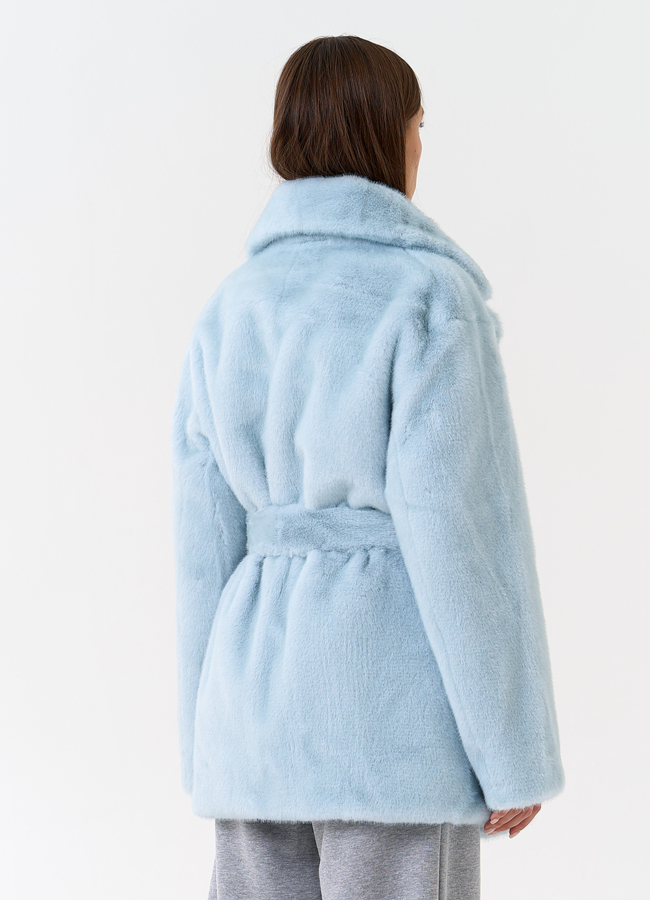 Женская шуба из эко меха в голубом цвете модель № 31246 в кредит