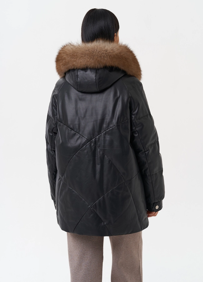 Женский кожаный пуховик с капюшоном модель № 28912 в рассрочку