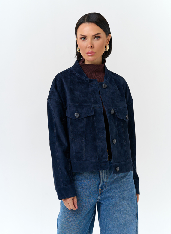 Женская куртка из натуральной замши синего цвета