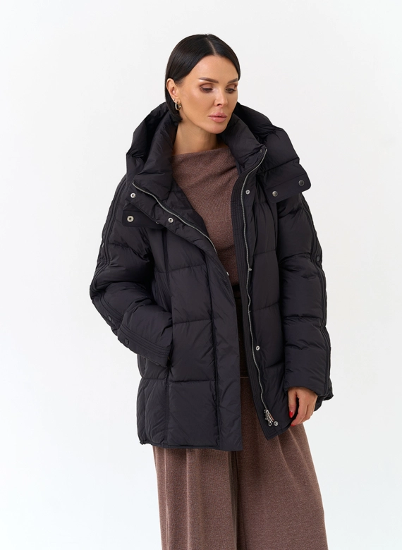 Женский пуховик с капюшоном фото