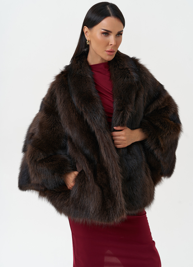 Женская шуба из меха канадского енота модель № 31086 универмаг малина