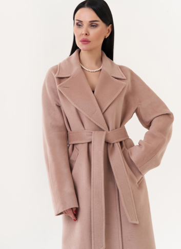 Пальто с английским воротником