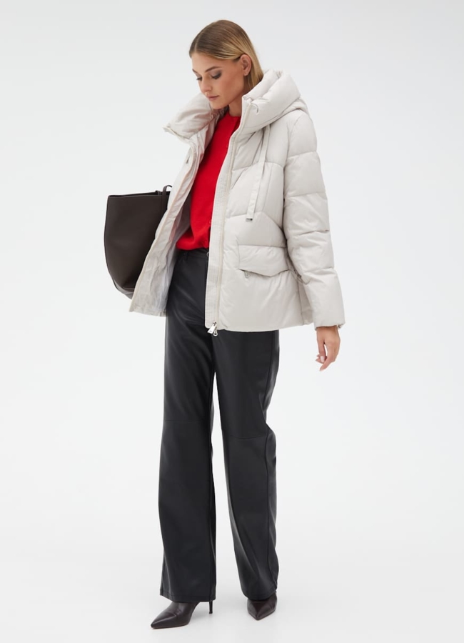 Женский светлый пуховик с капюшоном модель № 31144 универмаг малина