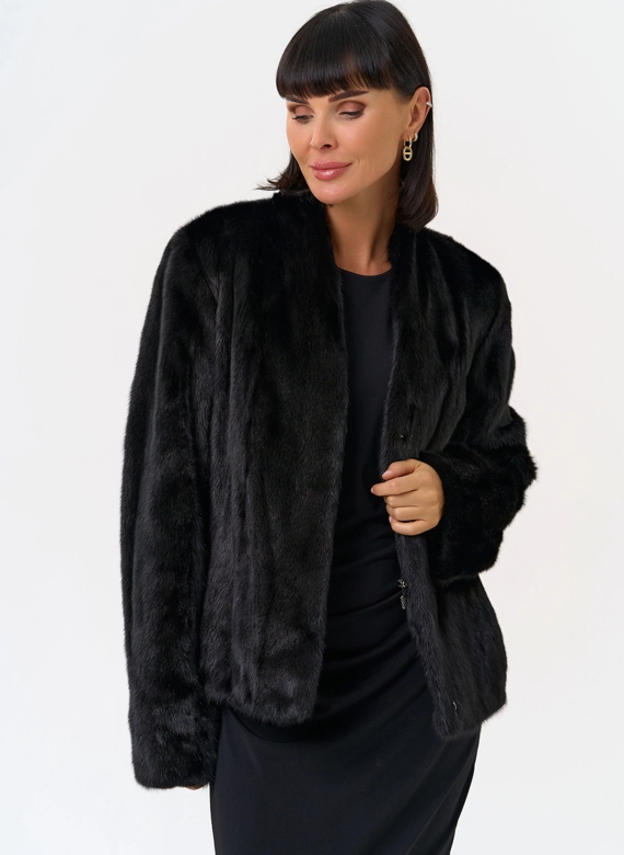 Укороченная шуба из меха норки 