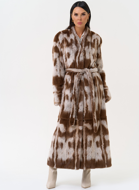 Шуба из норки с анималистичным принтом