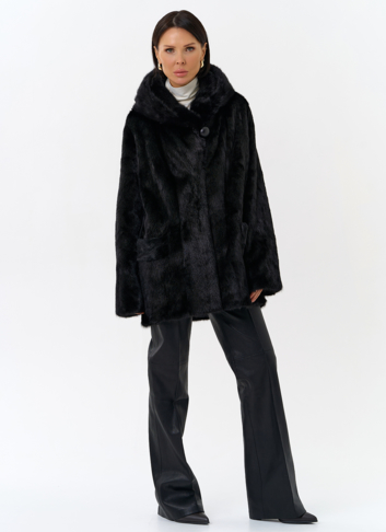 Шуба из меха норки с капюшоном