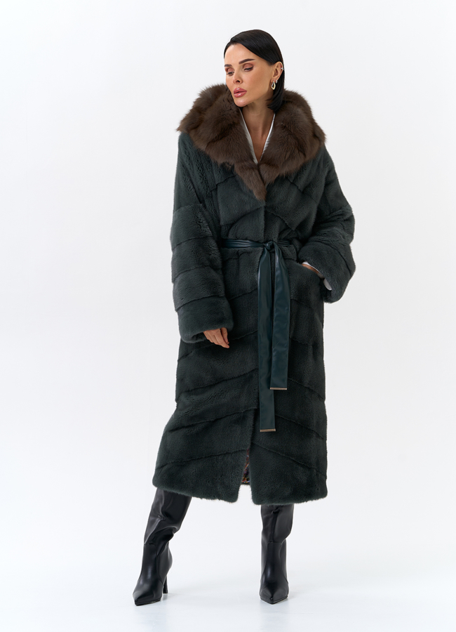 Шуба из меха норки с капюшоном из меха куницы модель № 31966 в рассрочку