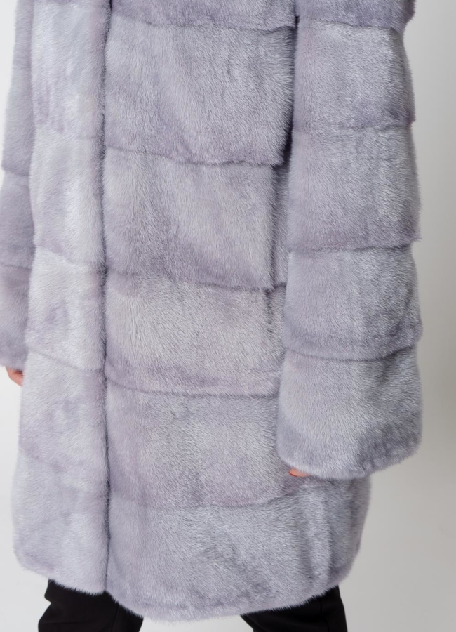 Шуба из норки с капюшоном и кулиской голубого цвета модель № 29121 универмаг малина