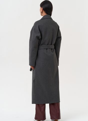 Длинное женское пальто с поясом