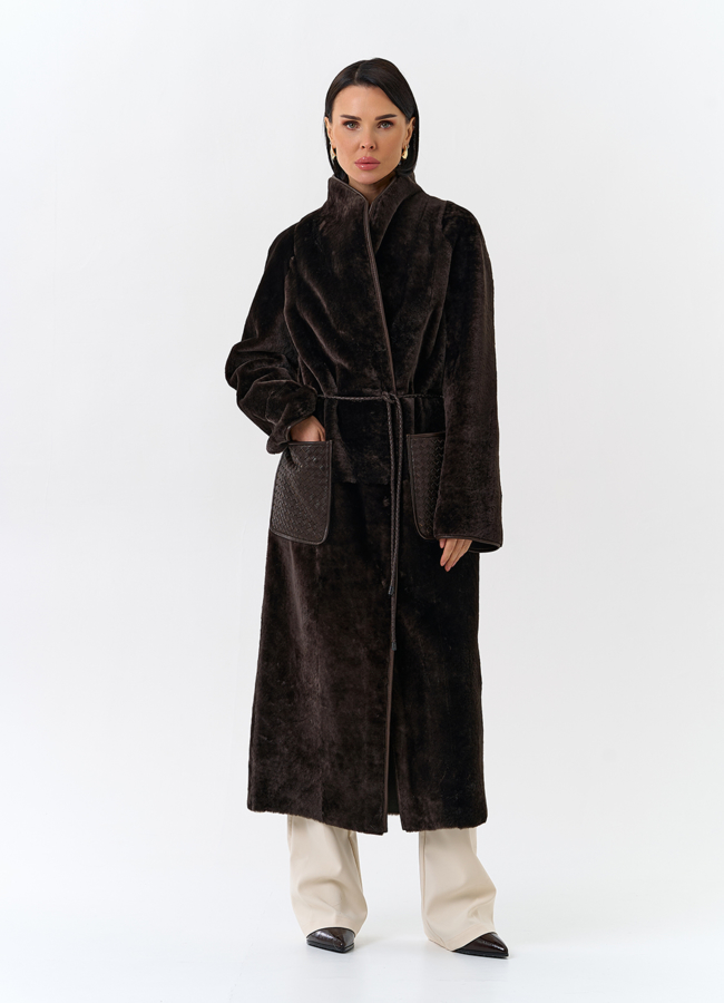 Женская дубленка с декоративным поясом модель № 32085 меха малина