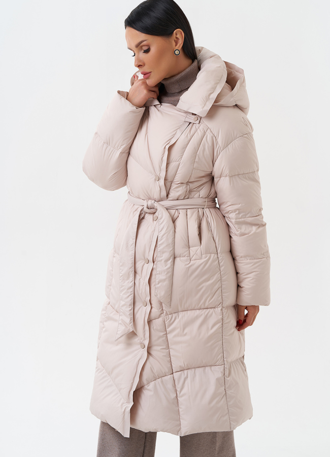 Женский пуховик с капюшоном  модель № 28961 универмаг малина