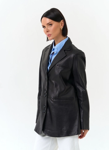 Женский жакет из натуральной кожи фото