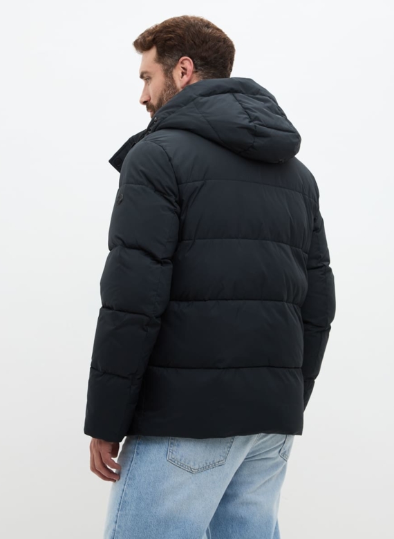 Мужской пуховик с капюшоном 